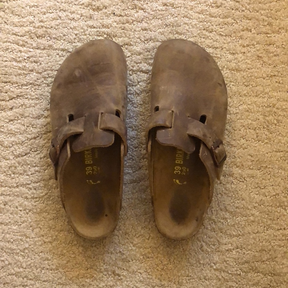Birkenstocks women’s size 39